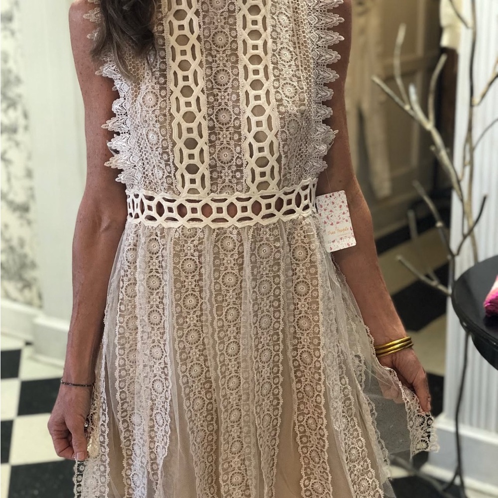 NWTs Free People Lace Dress Size 0 - Picture 4 of 7